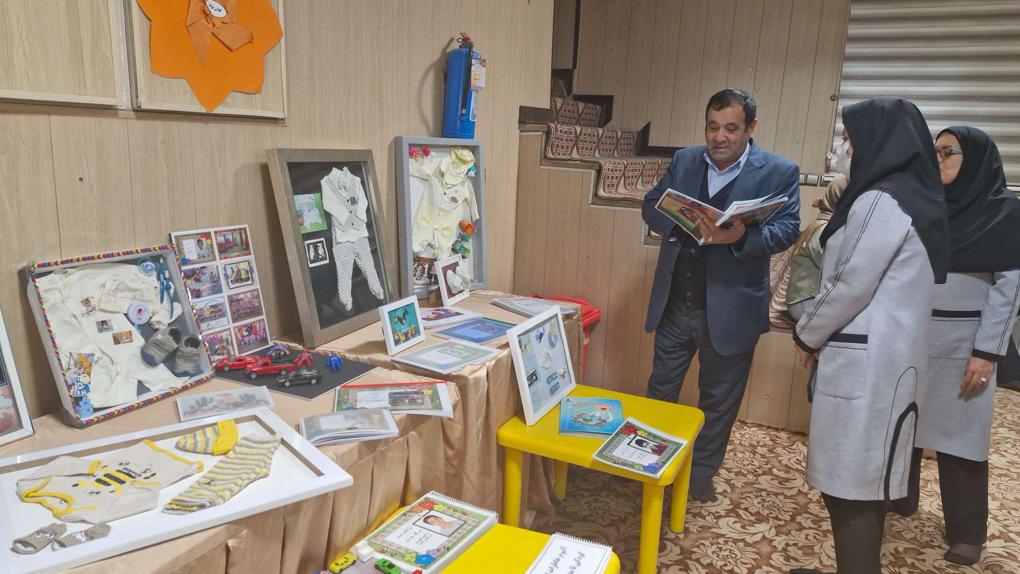 نمایشگاه کودک و والد