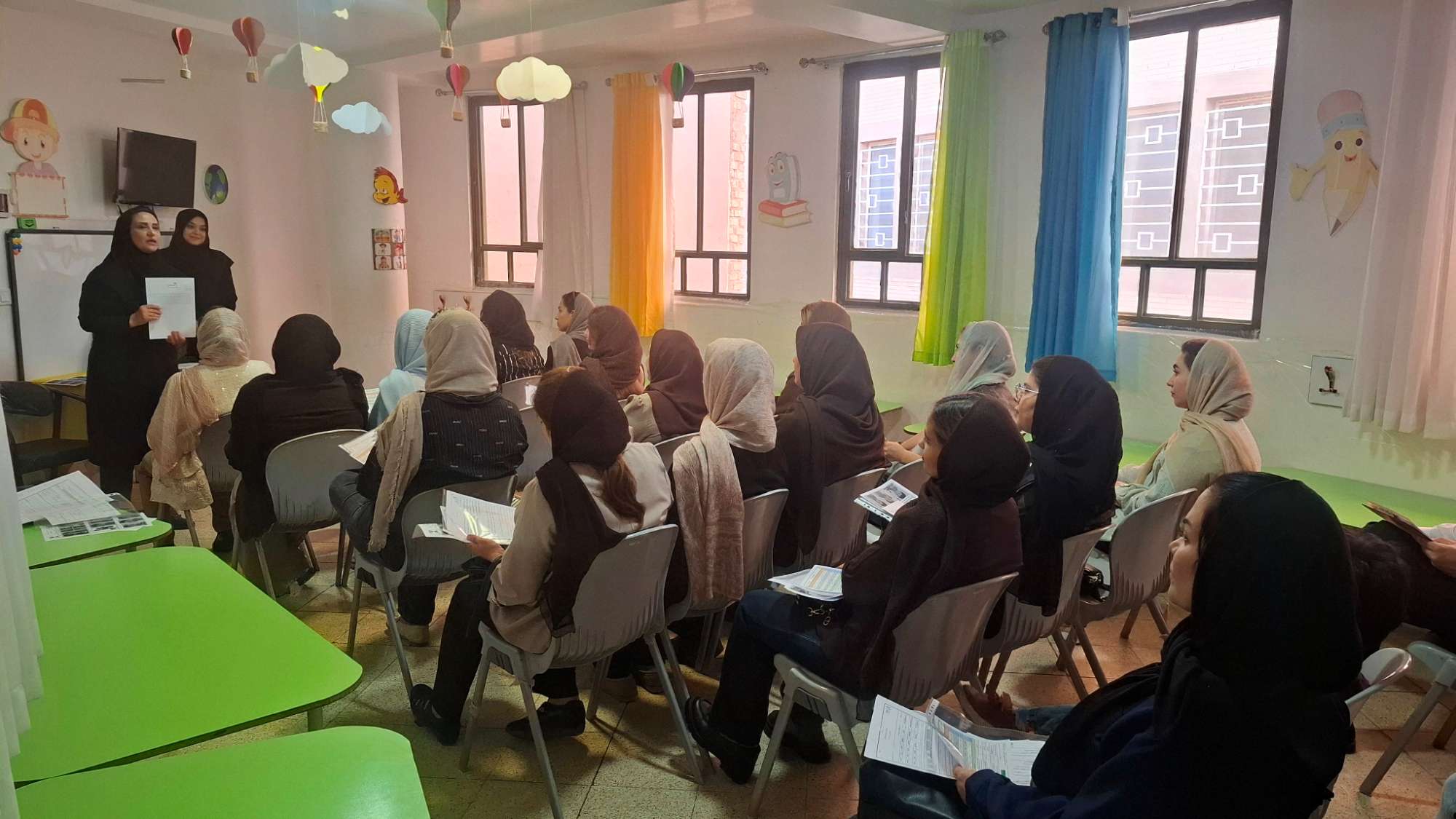 برگزاری نخستین جلسه انجمن اولیا و مربیان