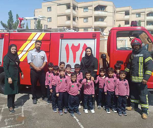 روز آتش نشان با حضور آتش نشانان گرامی